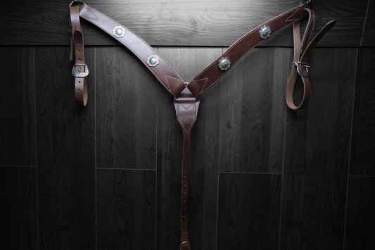 Breastcollar, Working, plain with conchos