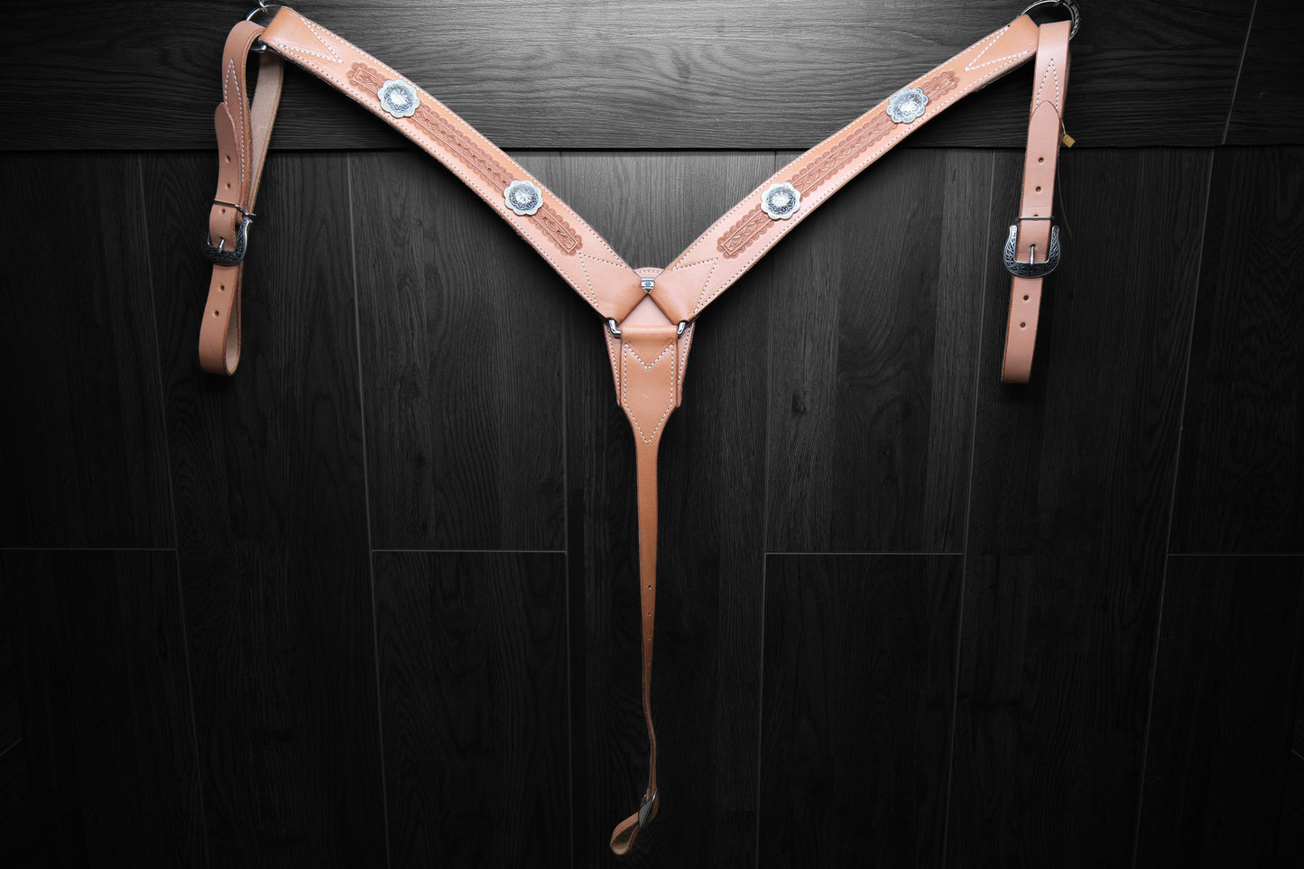 Breastcollar, Working, border tooled with conchos