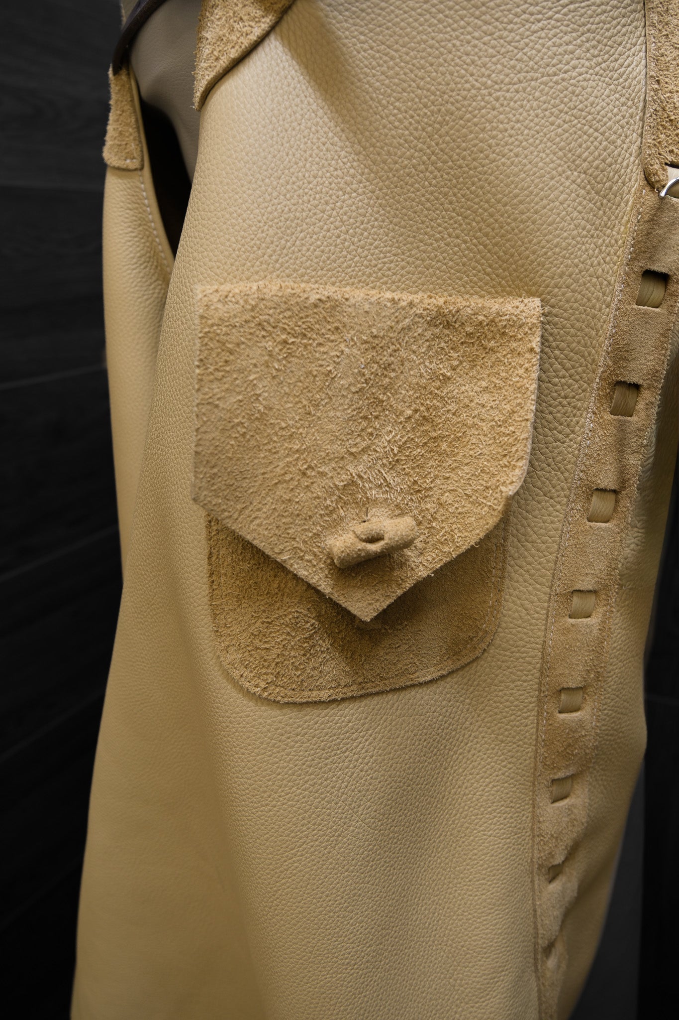 Leather Chaps, Shotgun, base level